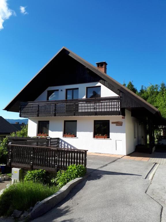 238 Spodnje Gorje Apartment ภายนอก รูปภาพ